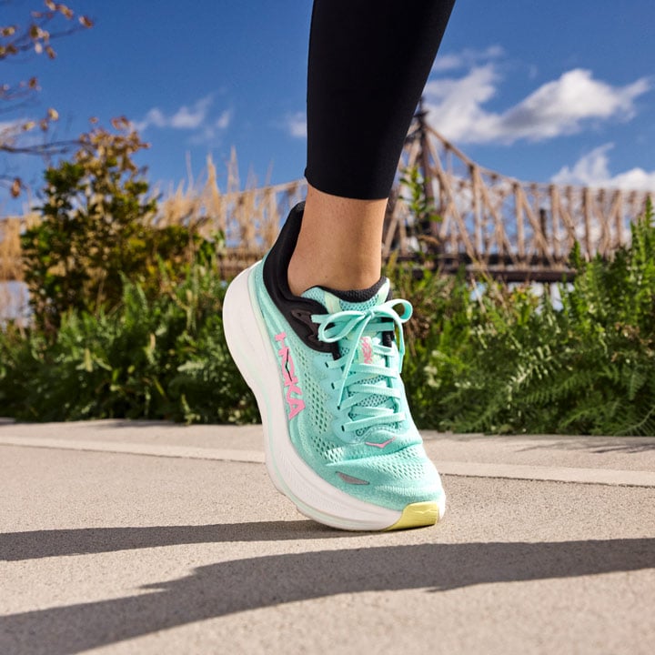 Hoka Bondi 9